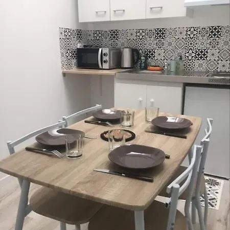 Apartament Neuf Dans *
